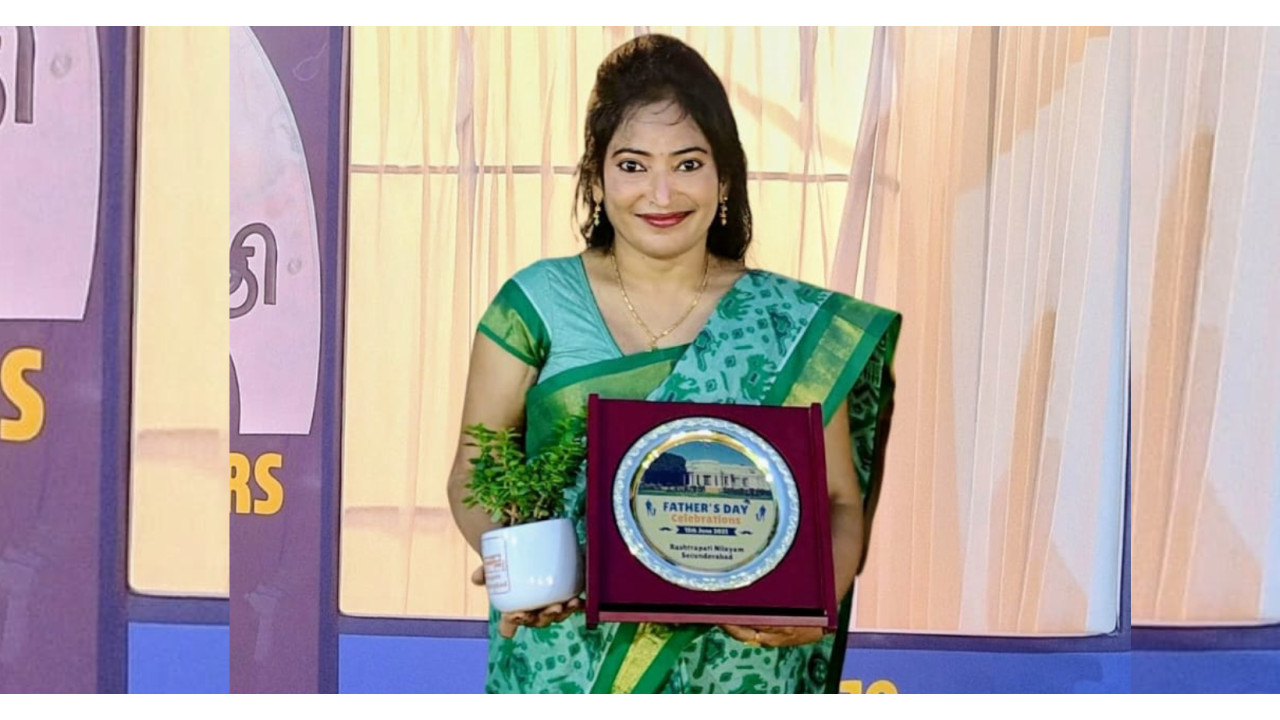 రాష్ట్రపతి నిలయంలో శ్రీజకు గురు సత్కారం!