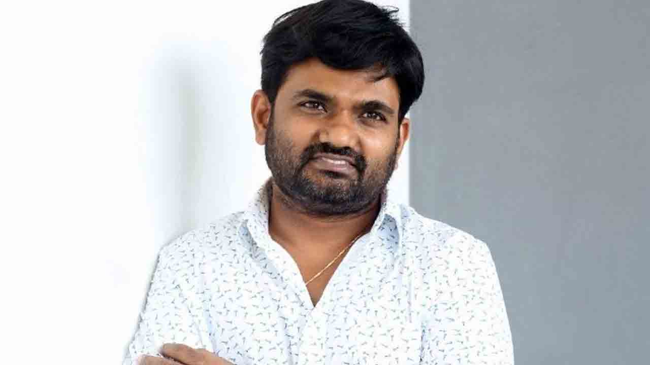 మారుతి నెక్స్ట్ టార్గెట్ బ‌న్నీ- చ‌ర‌ణ్‌!