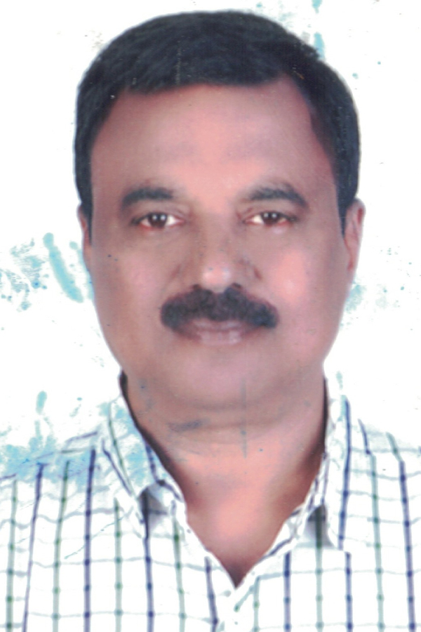 Shivanaga Varaprasad (Sivaji)