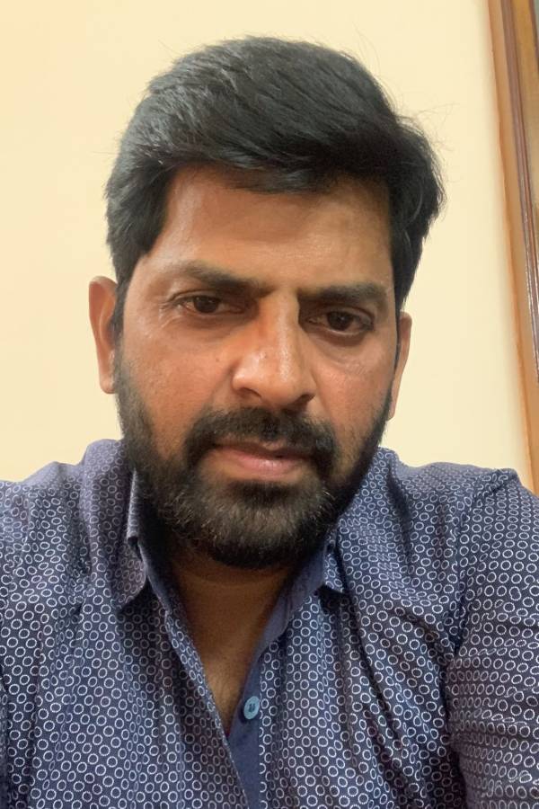 Antharvedi Subrahmanyam (Sunil)